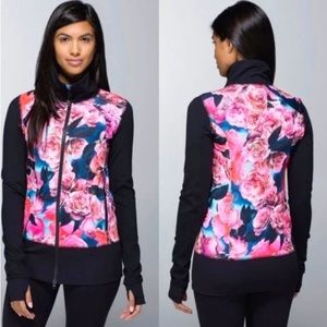 Lululemon Athletica Nice Asana Jacket Floral Flower SIZE 2 Zip Up